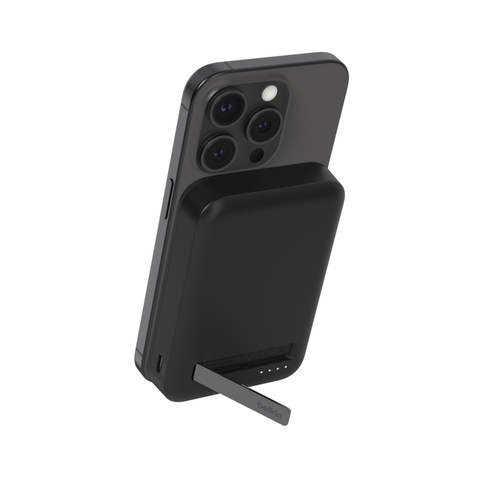 Belkin Qi2 8000 mAh Strømbank 15W med Stativ - Svart