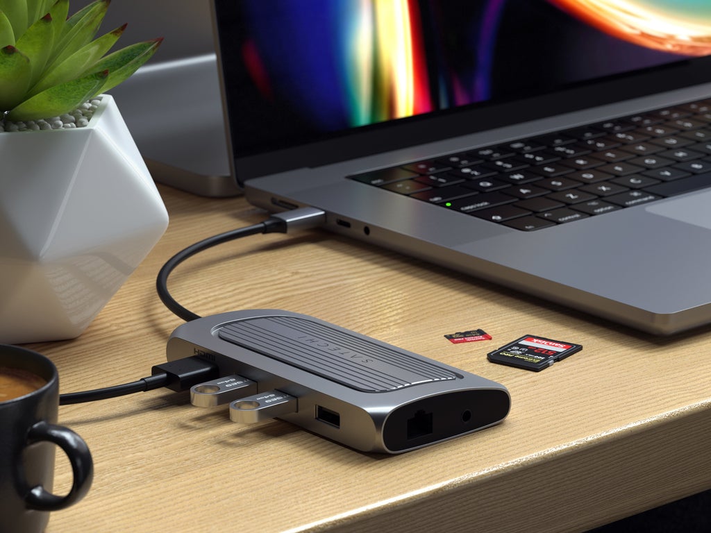 Satechi USB-C 8K HDMI Multiport Adapter