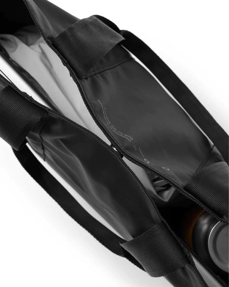 Db Essential Tote 16L - Black Out