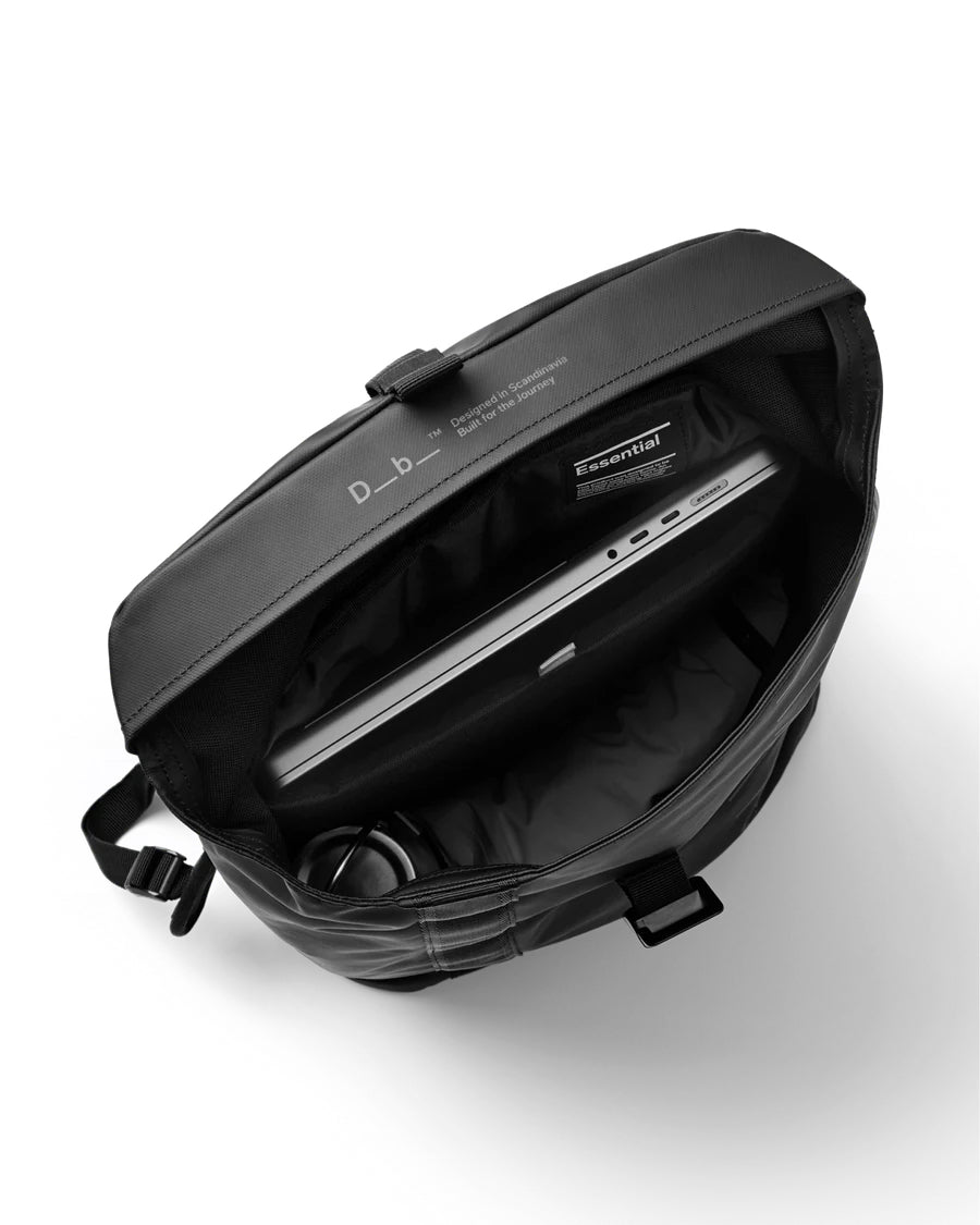 Db Essential Backpack 12L - Black Out