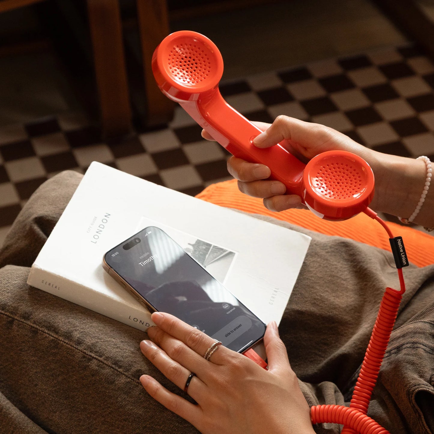 Native Union Pop Phone - Alarm Red