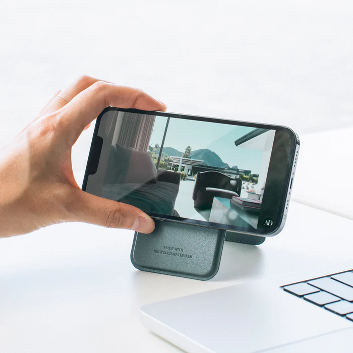 Native Union Active Wallet Stand MagSafe Kortholder - Svart