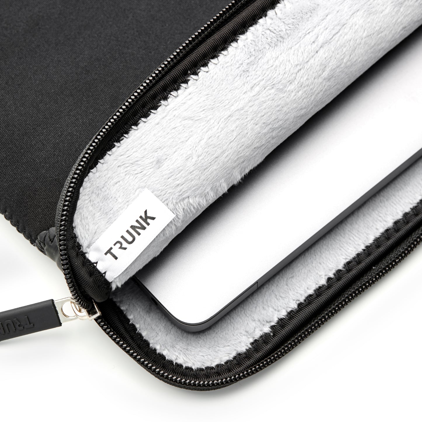 Trunk Neoprene Mappe til MacBook Air 15" - Svart