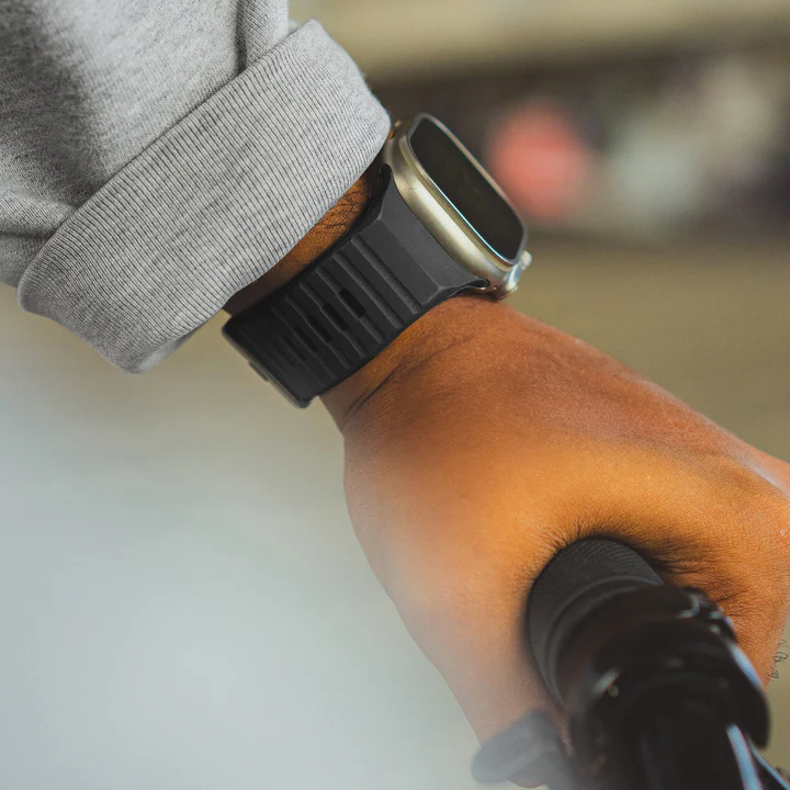 Decoded 49/46 mm Ultra Strap Reim - Svart