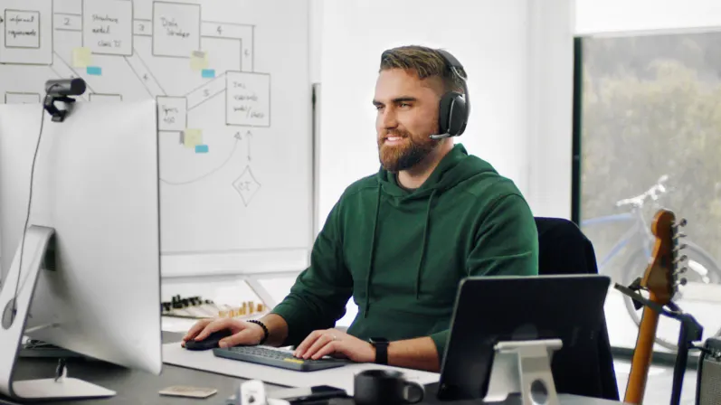 Logitech Zone Vibe 100 Trådløse Hodetelefoner - Grafitt